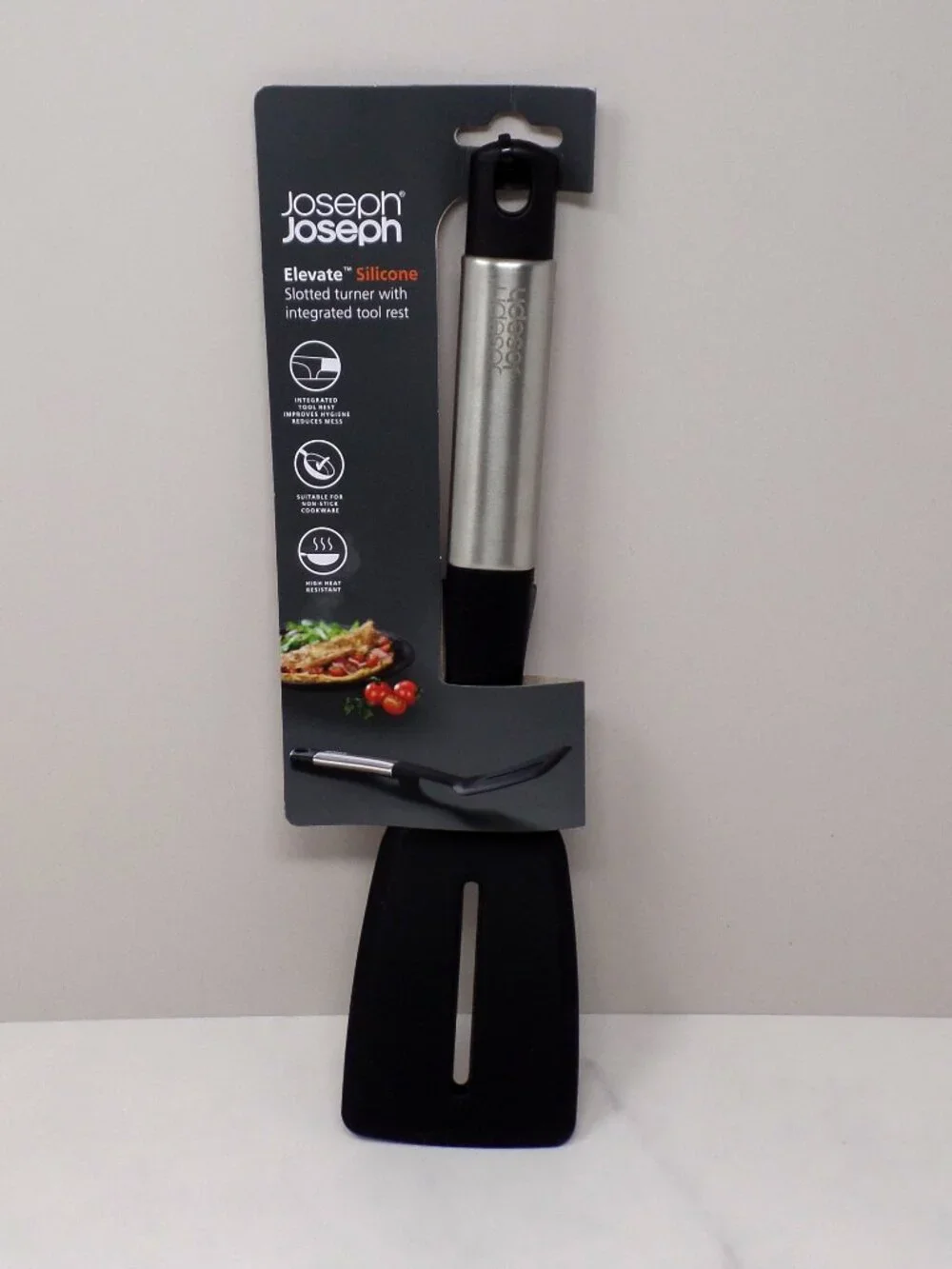 Joseph Joseph Elevate Silicone Slotted Turner with Integrated Tool Rest - Black